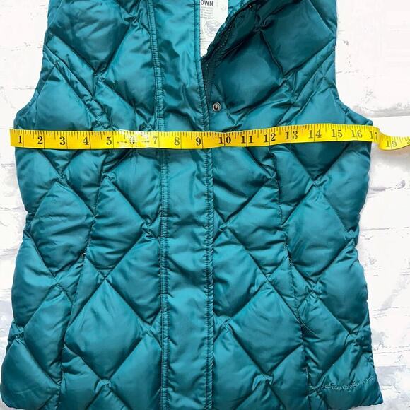 EUC Women’s XS Eddie Bauer Dk Teal Premium Quality Goose Down Puffer Vest Jacket - Picture 9 of 10